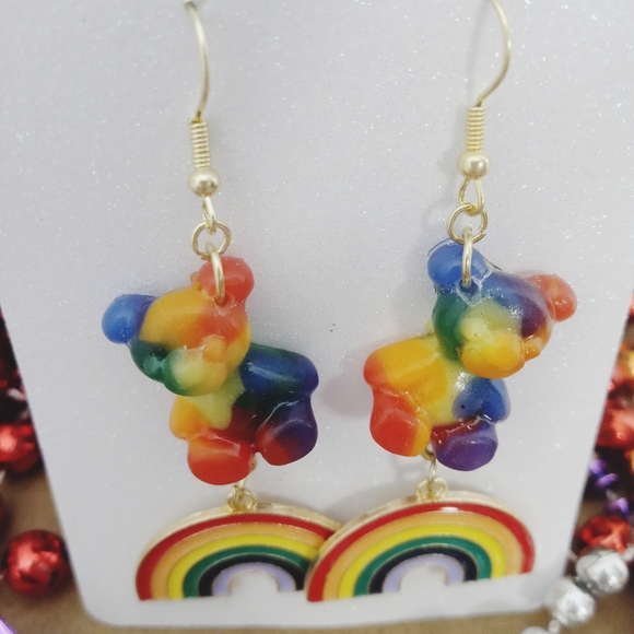 Fun gummy bear rainbow lgbtq pride dangle resin earrings - Picture 9 of 13